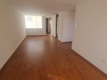 HABITACIONES AMPLIAS EN EXCELENTE FLAT UBICADO EN ZONA RESIDENCIAL CON PARQUES DE CAYMA