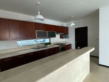 Hermosa Casa en Fracc. Villa Palmera