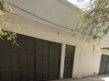Casa en Col. Mariano Matamoros, Ciudad Victoria Tamaulipas., ¡Compra directa con el Banco, no se aceptan créditos!