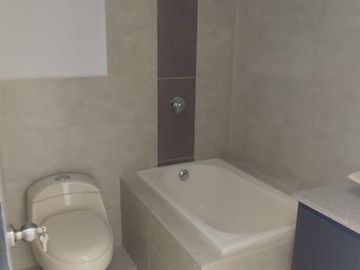 CASA A ESTRENAR TRES DORMITORIOS EN LA ARMENIA