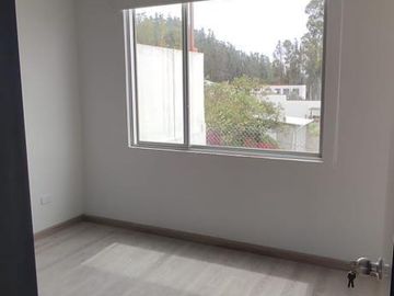 CASA A ESTRENAR TRES DORMITORIOS EN LA ARMENIA