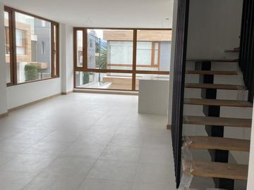 VENTA DE CASA NUEVA CON AMPLIAS AMENIDADES – RUTA VIVA