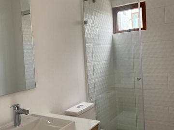 VENTA DE CASA NUEVA CON AMPLIAS AMENIDADES – RUTA VIVA