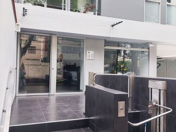 VENDO DUPLEX - OPORTUNIDAD ÚNICA!!    AMPLIA TERRAZA, ILUMINADO, MUY BUENA DISTRIBUCIÓN!!