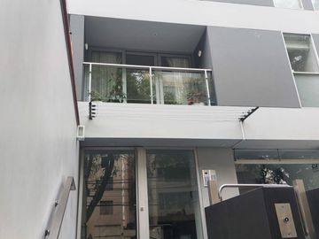 VENDO DUPLEX - OPORTUNIDAD ÚNICA!!    AMPLIA TERRAZA, ILUMINADO, MUY BUENA DISTRIBUCIÓN!!