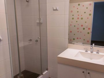 VENDO DUPLEX - OPORTUNIDAD ÚNICA!!    AMPLIA TERRAZA, ILUMINADO, MUY BUENA DISTRIBUCIÓN!!