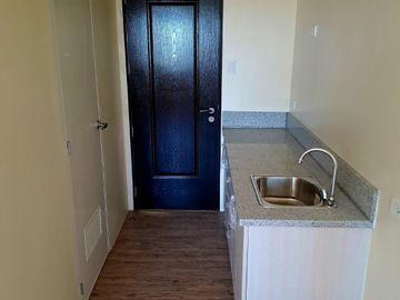 For SALE: PHP 18,000.00 Monthly Down Payment through Pag IBIG Housing Loan | 32.63 m2 END 1BR-Condominium Unit | Las Piñas City, NCR | by REB Yuri