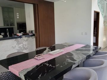 En venta lujosa y moderna casa en el  Sector La Moderna, El Tornero, Samborondon