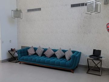 En venta lujosa y moderna casa en el  Sector La Moderna, El Tornero, Samborondon