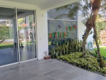 En venta lujosa y moderna casa en el  Sector La Moderna, El Tornero, Samborondon