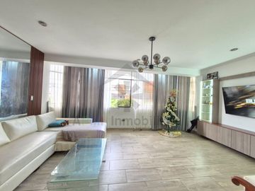 VENTA DE DEPARTAMENTO EN SEGUNDO PISO Y FRENTE A PARQUE AL COSTADO DE LA UNIVERSIDAD SIPAN