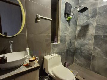 VENTA DE DEPARTAMENTO EN SEGUNDO PISO Y FRENTE A PARQUE AL COSTADO DE LA UNIVERSIDAD SIPAN