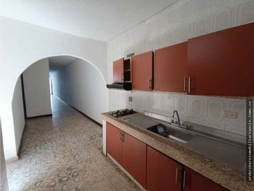 VENDO CASA EN EL TRONCAL