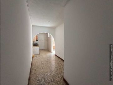 VENDO CASA EN EL TRONCAL