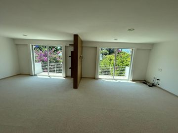 Residencia en venta en Santa Cruz Guadalupe , Puebla