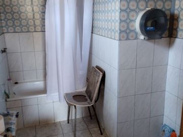 Casa con Departamento Interior en Comunidad Privada, Horcón