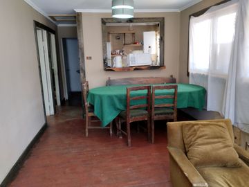 Casa con Departamento Interior en Comunidad Privada, Horcón