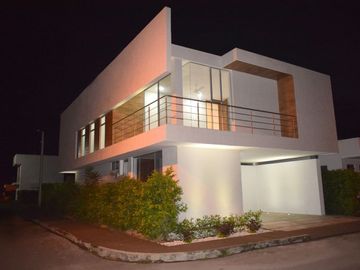 Excelente oportunidad de Vivenda ó Inversión casa Mirador del Sol Flandes