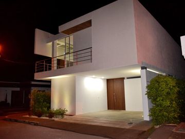 Excelente oportunidad de Vivenda ó Inversión casa Mirador del Sol Flandes