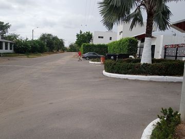 Excelente oportunidad de Vivenda ó Inversión casa Mirador del Sol Flandes