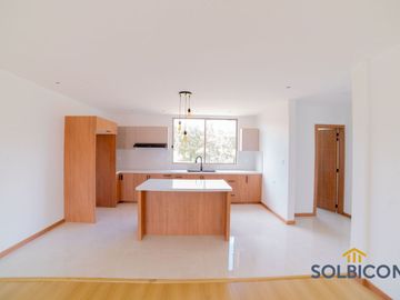 Casa en venta, Sector Colegio Militar