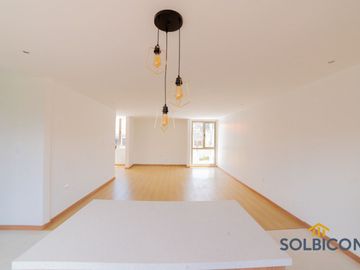 Casa en venta, Sector Colegio Militar