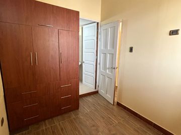 DEPARTAMENTO EN ALQUILER - URB HONOR Y LEALTAD - SURCO