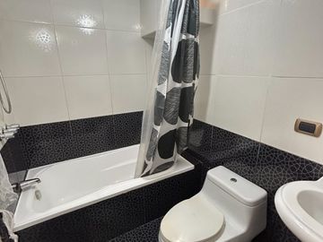 DEPARTAMENTO EN ALQUILER - URB HONOR Y LEALTAD - SURCO