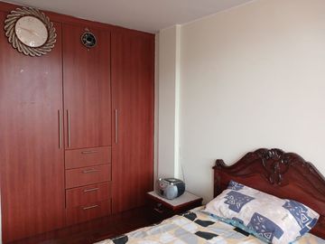 Vendo  Casa con 4 dormitorios,  Carcelén Sector  Colegio Einstein