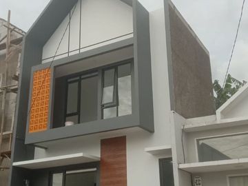 Dijual Rumah 2 Lantai Murah Di KBB Dekat Stasiun Kereta Cepat Padalarang