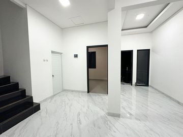 Jual Rumah 2 Lantai Dekat Bandara Udara Pondok Cabe