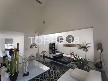 CASA EN CONDOMINIO EN VENTA LOMAS COUNTRY CLUB