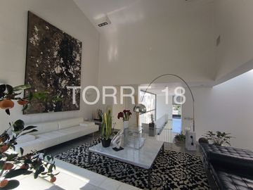 CASA EN CONDOMINIO EN VENTA LOMAS COUNTRY CLUB