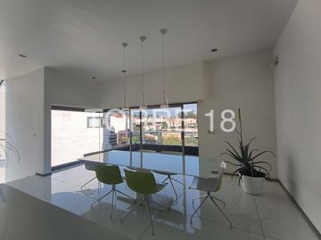 CASA EN CONDOMINIO EN VENTA LOMAS COUNTRY CLUB