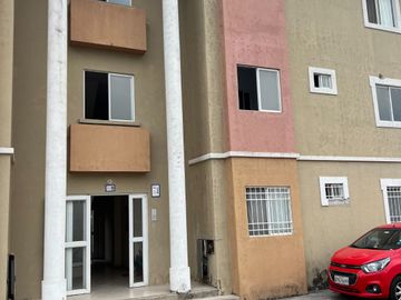 VENTA Dpto. 91 m2 MARINADOR PARK  1er piso alto; 1 parqueo.  La Aurora, cantón Daule.