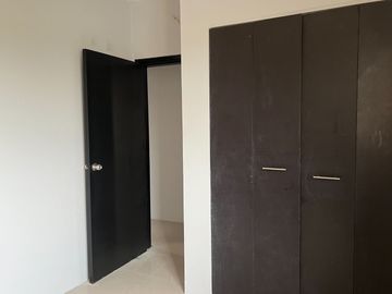 VENTA Dpto. 91 m2 MARINADOR PARK  1er piso alto; 1 parqueo.  La Aurora, cantón Daule.