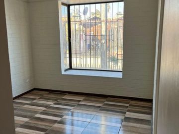Vendo hermosa casa Maipú, pasaje Puerto Velero 190, Villa El Arayán II