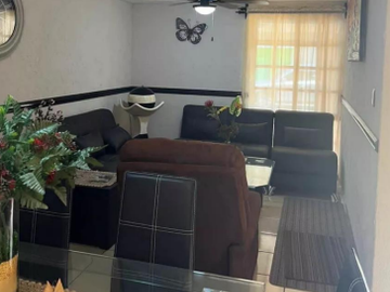 PRECIOSA CASA EN VENTA