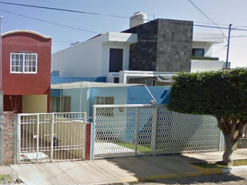PRECIOSA CASA EN VENTA