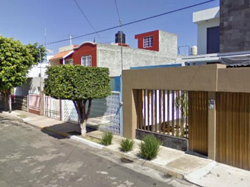 PRECIOSA CASA EN VENTA
