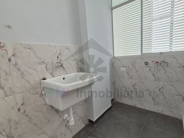 DEPARTAMENTO DE ESTRENO Y FRENTE A PARQUE DENTRO DE CONDOMINIO SOL DE PIMENTEL