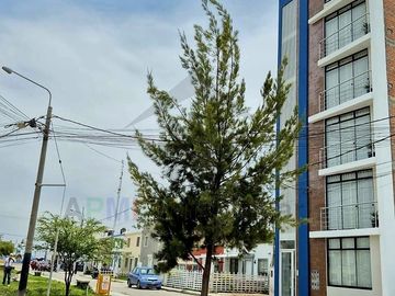 DEPARTAMENTO DE ESTRENO Y FRENTE A PARQUE DENTRO DE CONDOMINIO SOL DE PIMENTEL