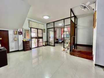 Single house for sale, 95 sq m., Soi Sukonthasawat 20, near The Walk Nawamin