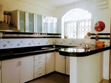 Casa en venta de 6 Dormitorios en la Playa de Tonsupa