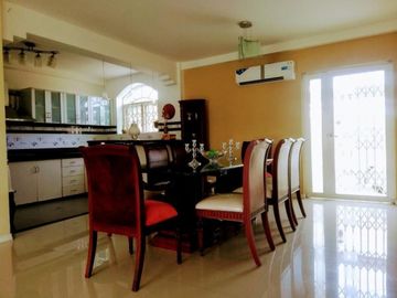 Casa en venta de 6 Dormitorios en la Playa de Tonsupa