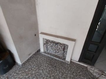EXCELENTE PROPIEDAD 3 PISOS