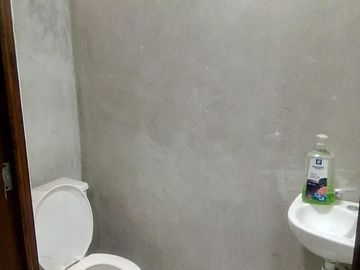 EXCELENTE PROPIEDAD 3 PISOS
