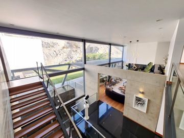 Amplia Casa de Lujo en Venta en La Mejor Zona de La Molina