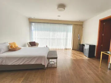 Amplia Casa de Lujo en Venta en La Mejor Zona de La Molina