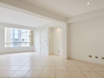 Departamento en Venta - Av de los Ingenieros - Urb Valle Hermoso  - Surco